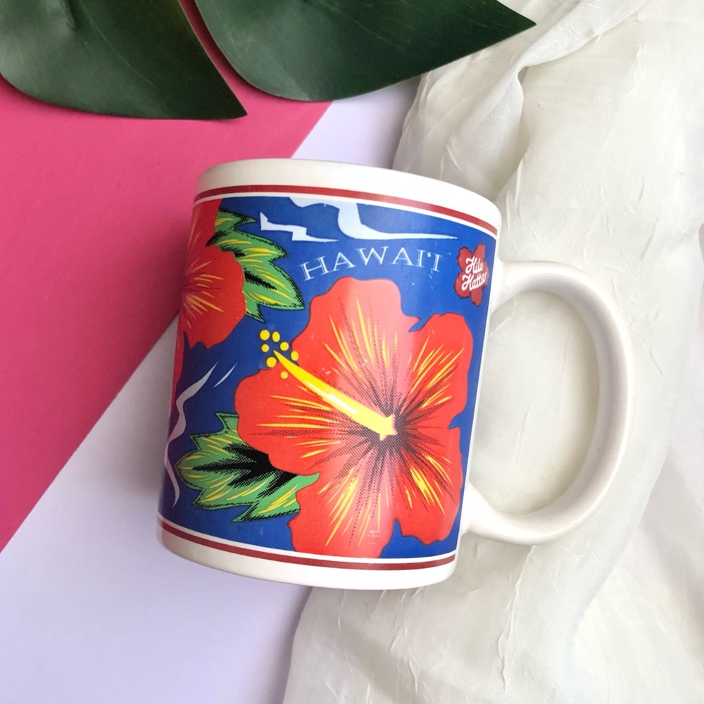 Vintage 1997 Hilo Hattie Hawaii Hibiscus Flower Cup Mug